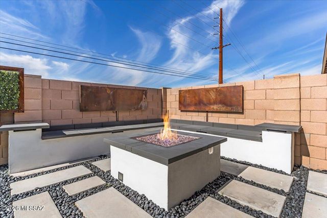 3483 N Kellen Canyon Court, Tucson, AZ 85745