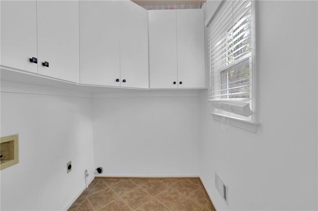 235 Ashebourne Trail, Johns Creek, GA 30005