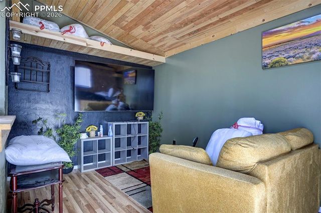 40 E Lyons Drive, Pueblo, CO 81007