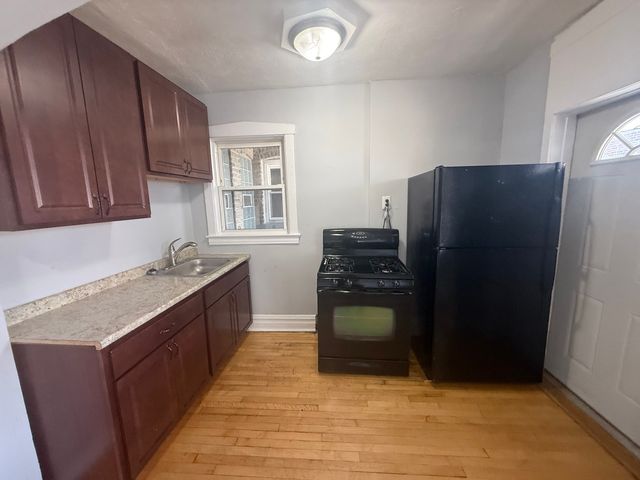 5103 W 21st Street 10, Cicero, IL 60804
