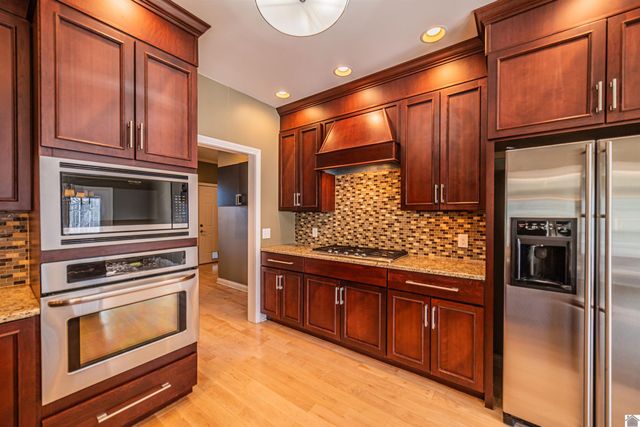 158 Edison Dr., Calvert City, KY 42029