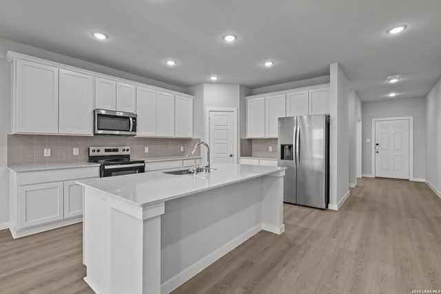 8635 RUCKER POND TRAIL, San Antonio, TX 78252