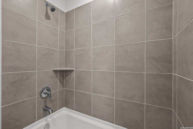 8635 RUCKER POND TRAIL, San Antonio, TX 78252