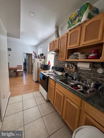 608 SNYDER AVE, Philadelphia, PA 19148