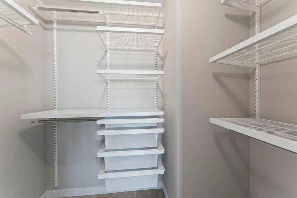 Image 11 of property listing at 355 N Cleveland Street, Oceanside, CA 92056