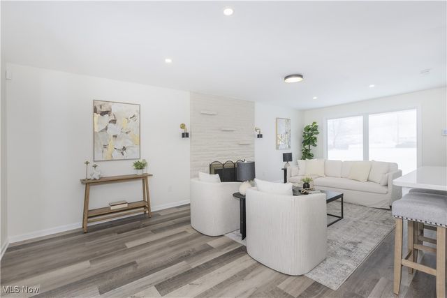 5679 Wilson Mills Road, Highland Heights, OH 44143