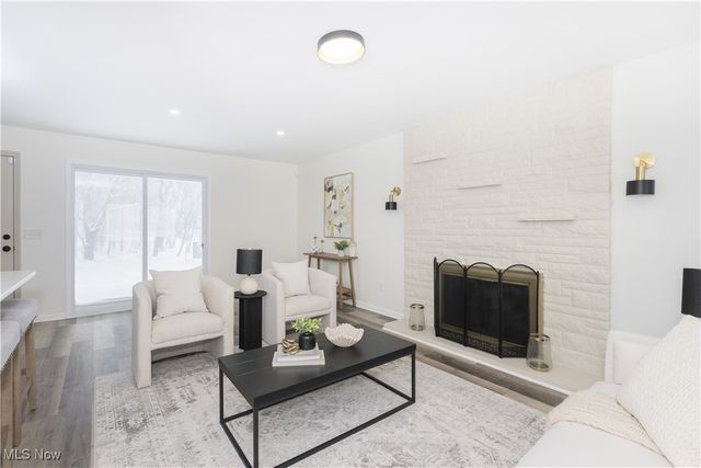 5679 Wilson Mills Road, Highland Heights, OH 44143