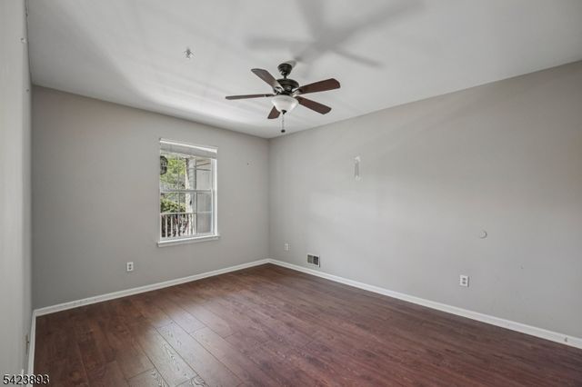 3108 Schindler Ln, Wayne Twp., NJ 07470