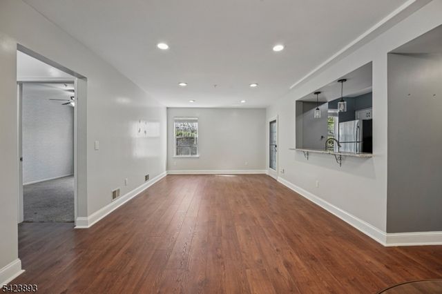 3108 Schindler Ln, Wayne Twp., NJ 07470