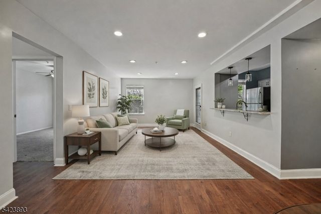 3108 Schindler Ln, Wayne Twp., NJ 07470