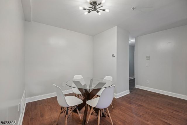 3108 Schindler Ln, Wayne Twp., NJ 07470