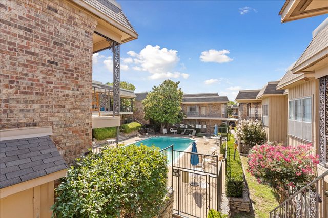 4403 Bellaire Drive S 224S, Fort Worth, TX 76109