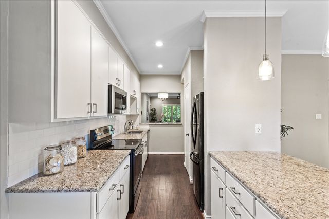 4403 Bellaire Drive S 224S, Fort Worth, TX 76109