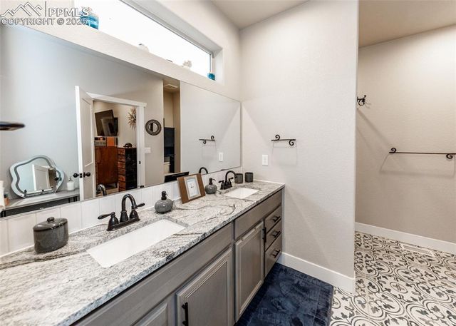 1317 N Vermillion Court, Pueblo, CO 81007