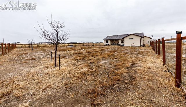 1317 N Vermillion Court, Pueblo, CO 81007