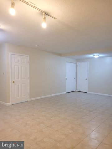 7238 S ORA CT, Greenbelt, MD 20770