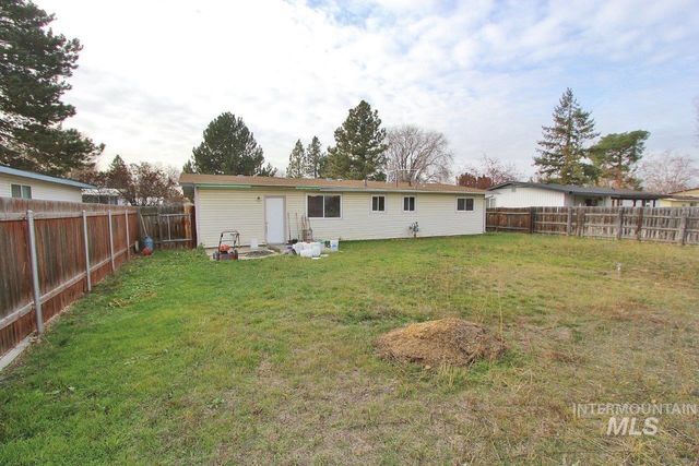 924 S 20th, Nampa, ID 83686