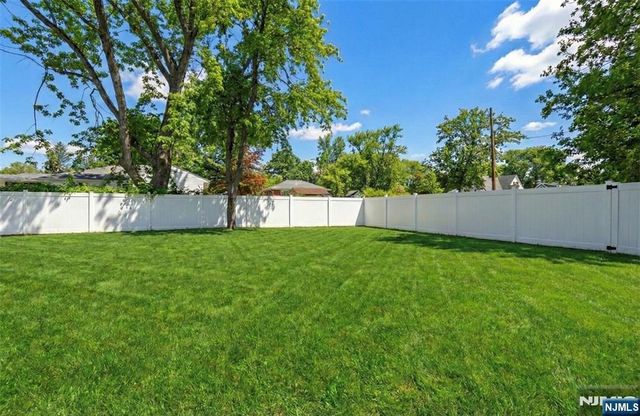 2 Linden Avenue, Lincoln Park Borough, NJ 07035