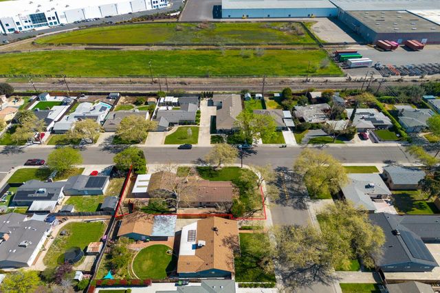 1465 Franklin Ave, Tracy, CA 95376