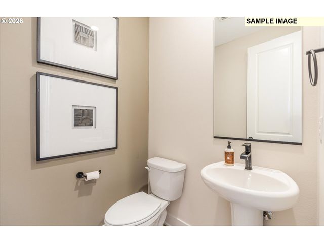 15926 Sw BLUEWATER Ter, Tigard, OR 97224