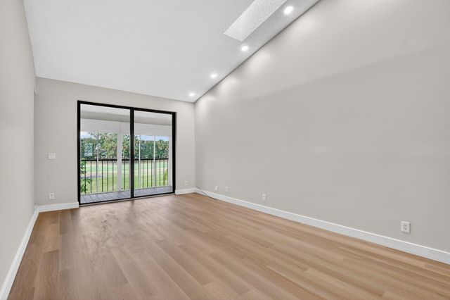 7818 La Mirada Drive 7818, Boca Raton, FL 33433