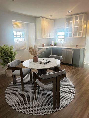 23 Chestnut St 5, Chelsea, MA 02150