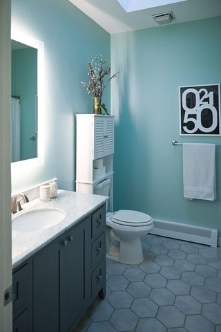 23 Chestnut St 5, Chelsea, MA 02150