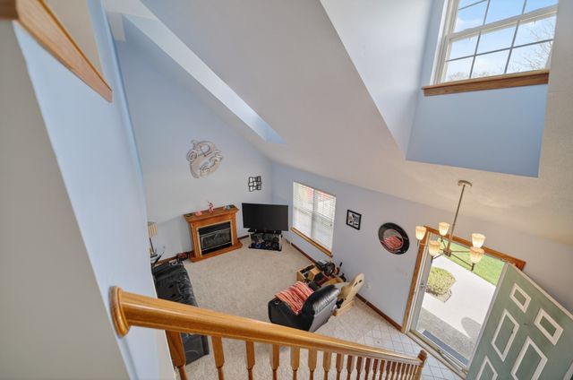 8722 VALLEY VIEW Circle, Erie, PA 16509