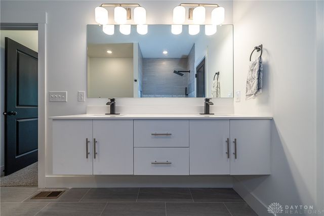 3631 Kingsgate Lane, Springfield, OH 45503