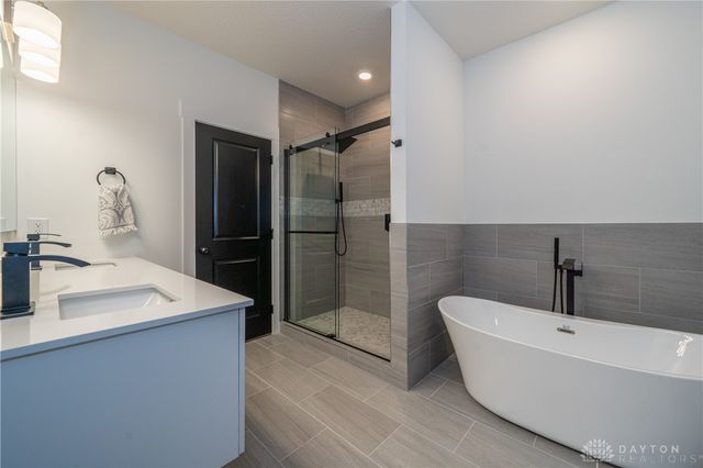 3631 Kingsgate Lane, Springfield, OH 45503