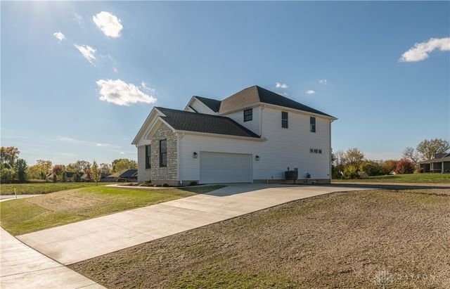 3631 Kingsgate Lane, Springfield, OH 45503