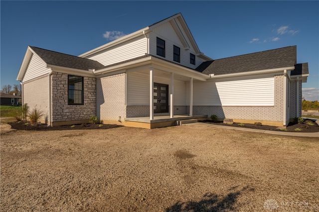 3631 Kingsgate Lane, Springfield, OH 45503