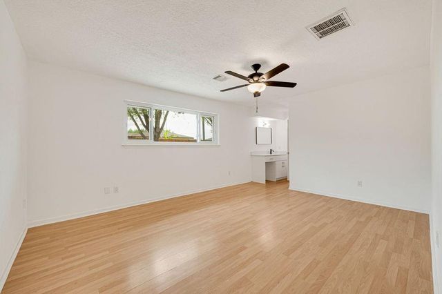 4518 Seneca Street, Pasadena, TX 77504