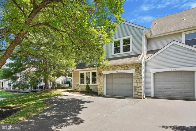 210 POLO DR, North Wales, PA 19454