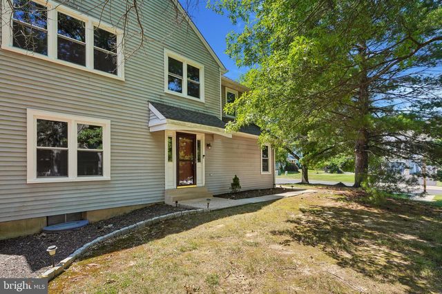 210 POLO DR, North Wales, PA 19454