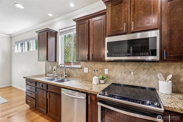 11902 59th Avenue E, Puyallup, WA 98373