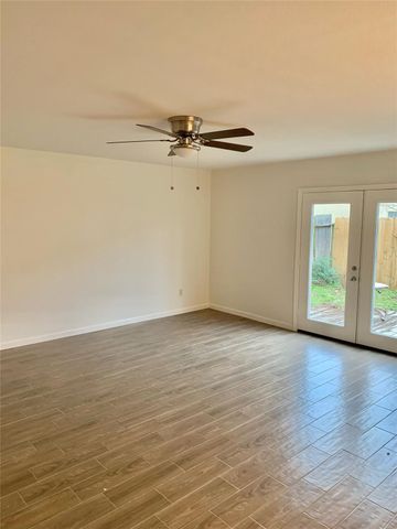 6319 Coachwood Drive, Houston, TX 77035