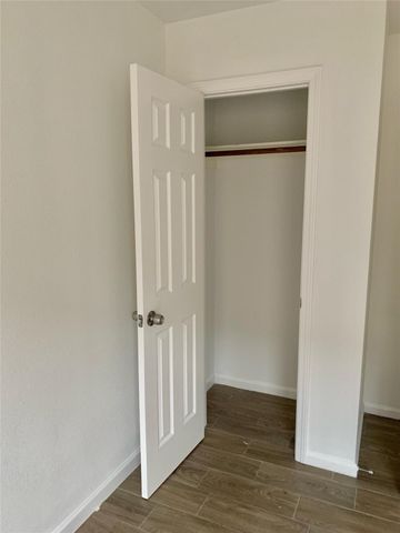 6319 Coachwood Drive, Houston, TX 77035