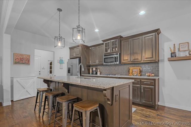 8100 S Gardenia Avenue, Broken Arrow, OK 74011