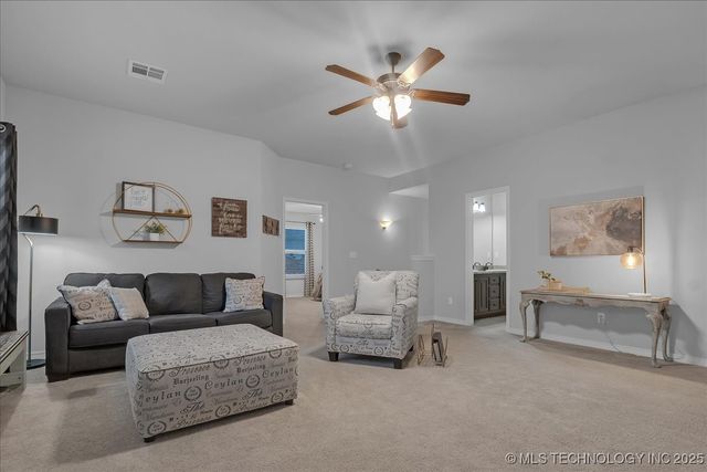 8100 S Gardenia Avenue, Broken Arrow, OK 74011