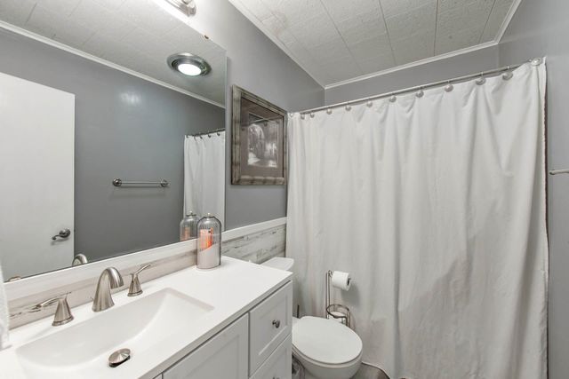 222 Denning Drive, Houma, LA 70360