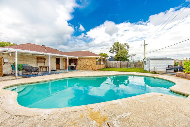 222 Denning Drive, Houma, LA 70360