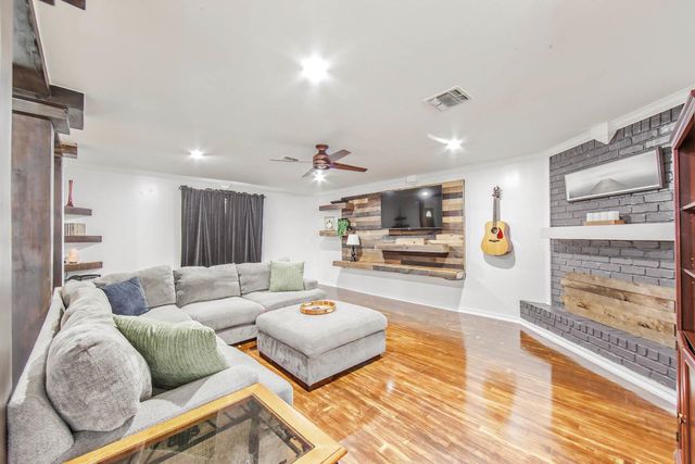 222 Denning Drive, Houma, LA 70360