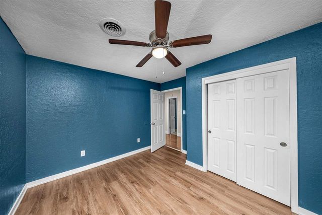 5322 NW Ash Ave, Lawton, OK 73505