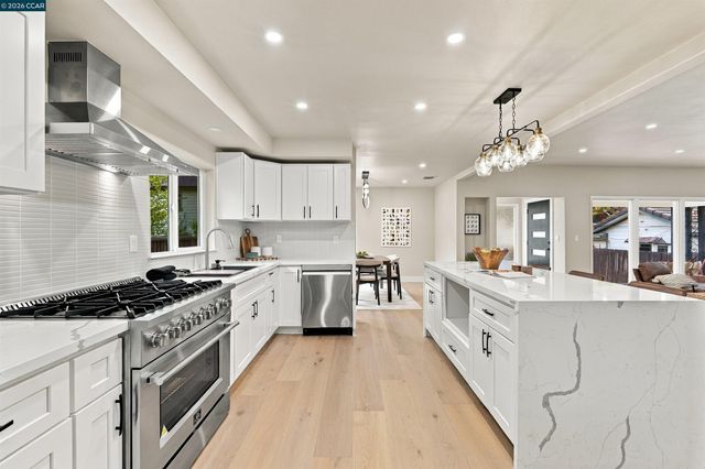3306 Jordan Rd, Oakland, CA 94602