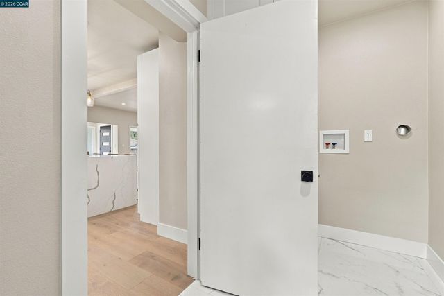 3306 Jordan Rd, Oakland, CA 94602