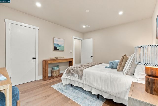 3306 Jordan Rd, Oakland, CA 94602