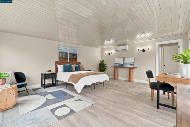 3306 Jordan Rd, Oakland, CA 94602