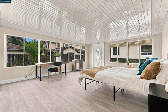 3306 Jordan Rd, Oakland, CA 94602
