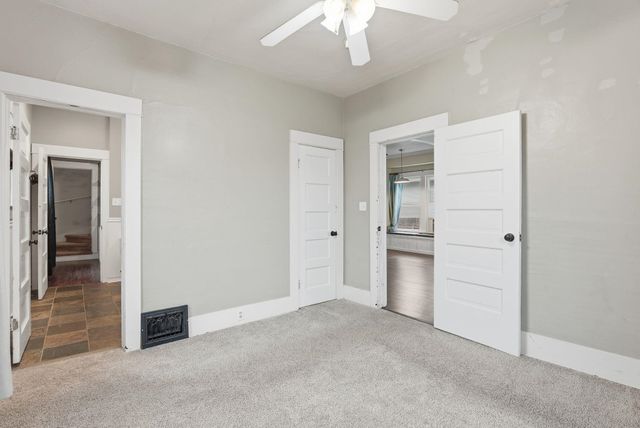 1028 E Courtland Ave, Spokane, WA 99207